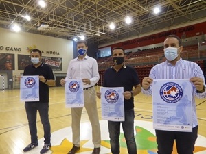 Presentación Escuela de Basket de la Fundación Lucentum en La Nucía con el coordinador Alejandro Aliaga, presidente Toni Gallego, concejal de Deportes Sergio Villalba y Bernabé Cano, alcalde de La Nucía