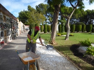 La mejora de los parterres y los viales ha sido otra de las actuaciones realizadas