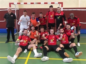 Los jugadores nucieros celebrando la victoria ante el Akrasala Alicante