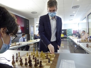 David Antón, campeón de España, en las simultáneas de La Nucía