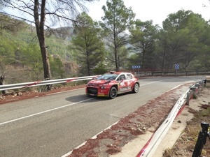 Pepe López con su Citroën ha volado en el shakedown