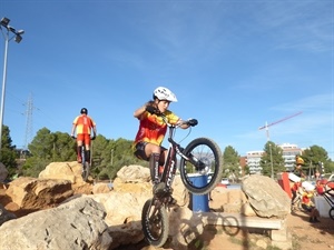 Irene Caminos entrenando en La Nucía