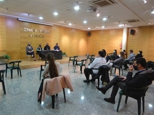 La reunión tuvo lugar el viernes por la tarde en el Centre Juvenil