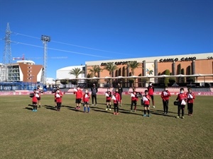 Los participantes en este Campus del CF La Nucía junto a Vicente Cortés, coordinador campus y el monitor Juan Ramón Rascón