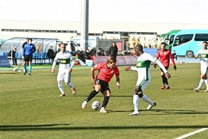 El Elche ganó a La Nucía por un gol