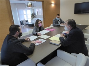 La reunión de trabajo se ha celebrado esta mañana en el Ayuntamiento de La Nucía