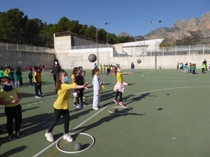 Lanzamiento a portería de balonmao