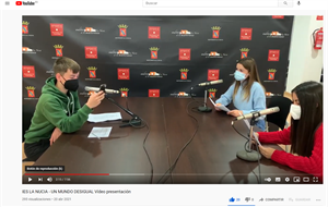 También se ha publicado un video en youtube para explicar el proceso de creación del "podcast"